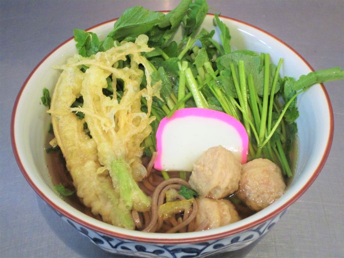 道の駅「上品の郷」のせり蕎麦