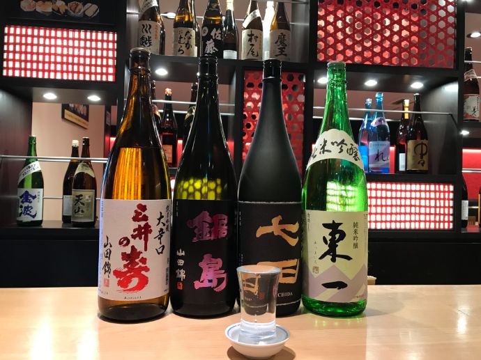 博多かねふく ふく竹 東京駅店でカップルに人気の日本酒