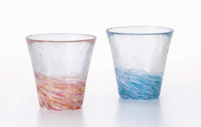 アスパム物産の工芸品