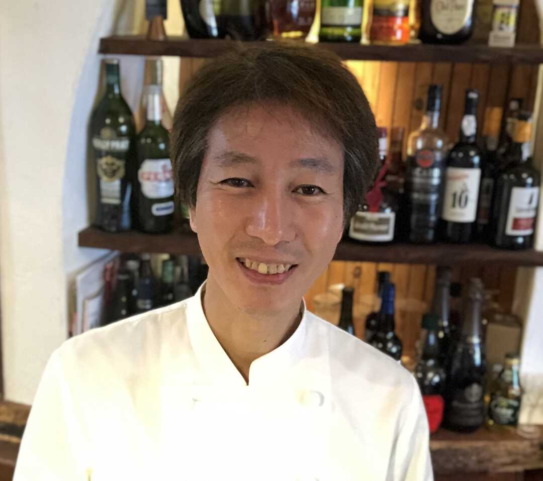 神戸 牛ほほ肉のフレンチ酒場 ビストロミヤン」の宮崎オーナーシェフ