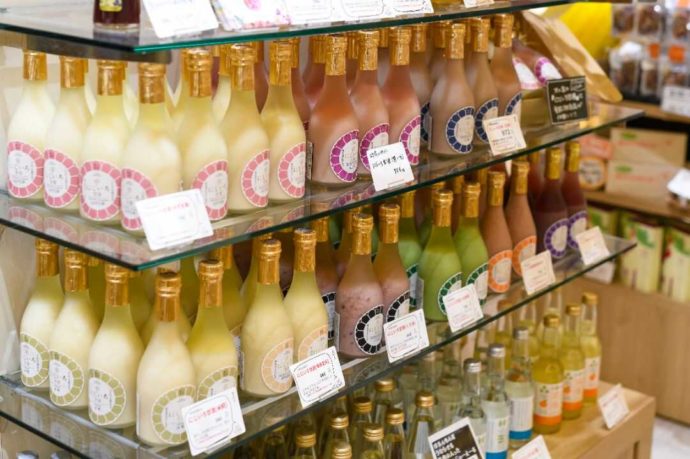DOCOREふくおか商工会ショップ内の飲み物の販売コーナー