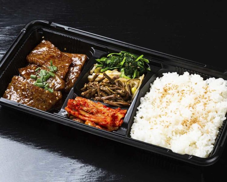 焼肉道海山の特上カルビ弁当