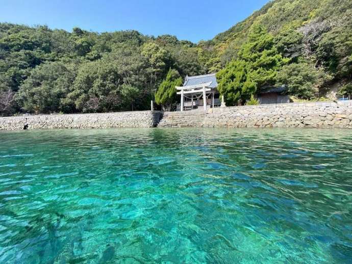 EBダイバーズの神社シュノーケリングで訪れる由良神社