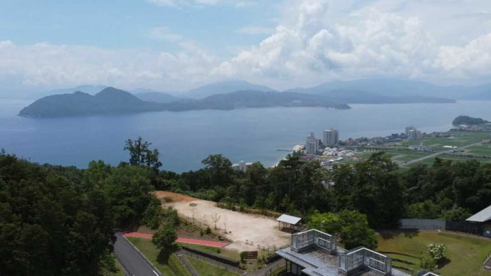 キャンプサイトを含めた丹後海と星の見える丘公園