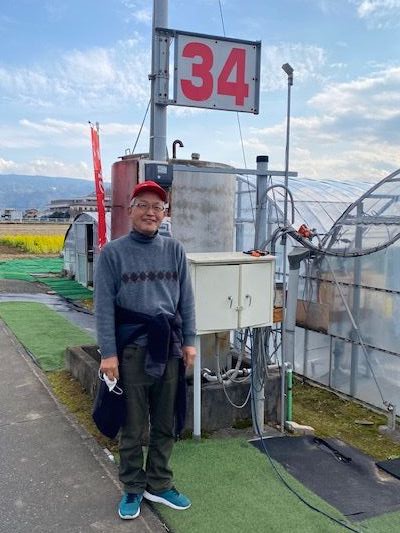江間いちご狩り組合観光部長である江間いちご狩りセンターの伊奈隆さん
