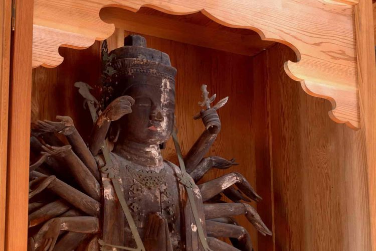 神奈川県厚木市にある厚木 七沢温泉 福元館周辺にある日光薬師