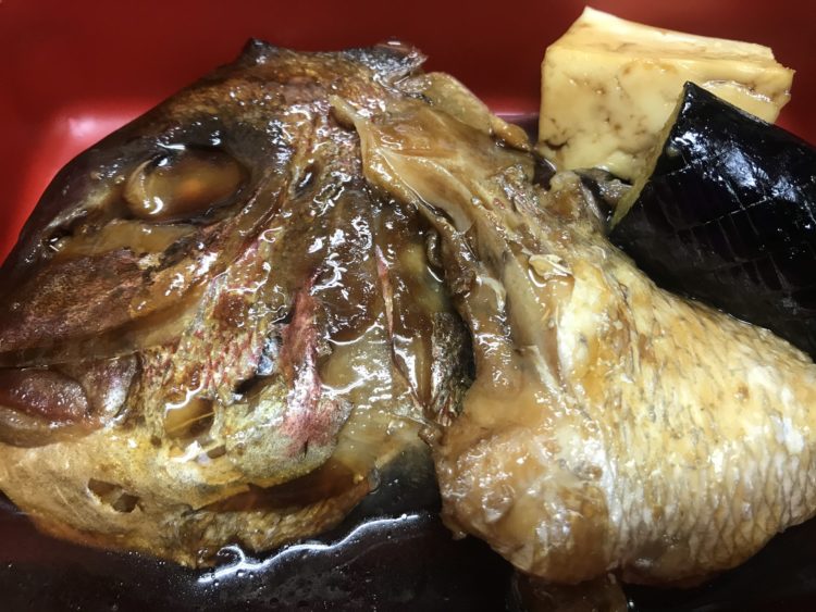 旬やみなくちのテイクアウト・デリバリー弁当:真鯛のあら炊き(¥1,190)