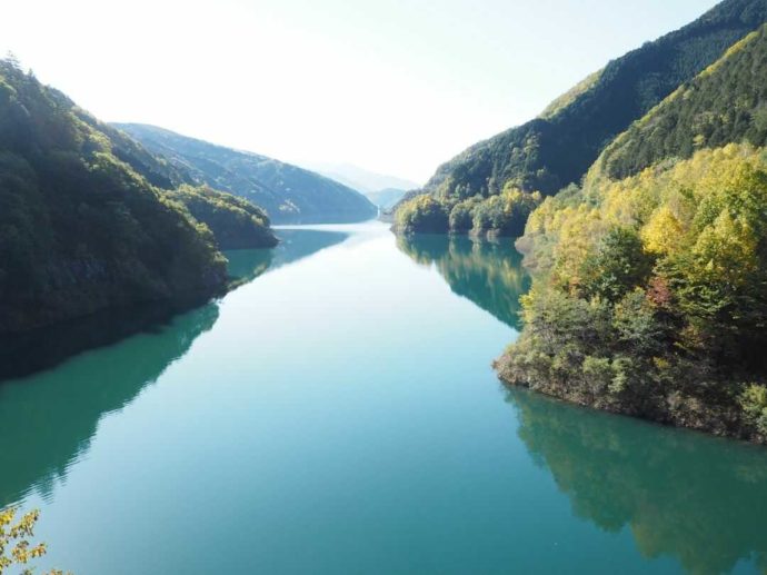味噌川ダム(奥木曽湖)の風景