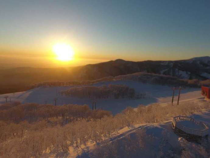 岩手県北上市にある夏油高原スキー場の展望台