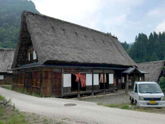 五箇山和紙漉き体験館の外観