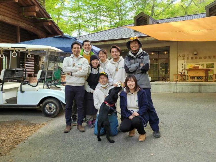 八東ふる里の森のスタッフたち