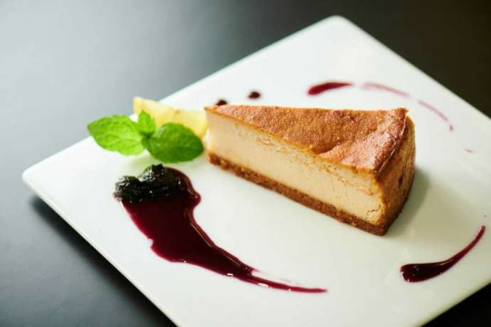 「HealthyTOKYO CBD Shop&Cafe Harajuku」のチーズケーキ