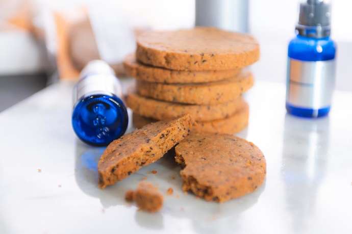 「HealthyTOKYO CBD Shop&Cafe Harajuku」のCBDクッキー