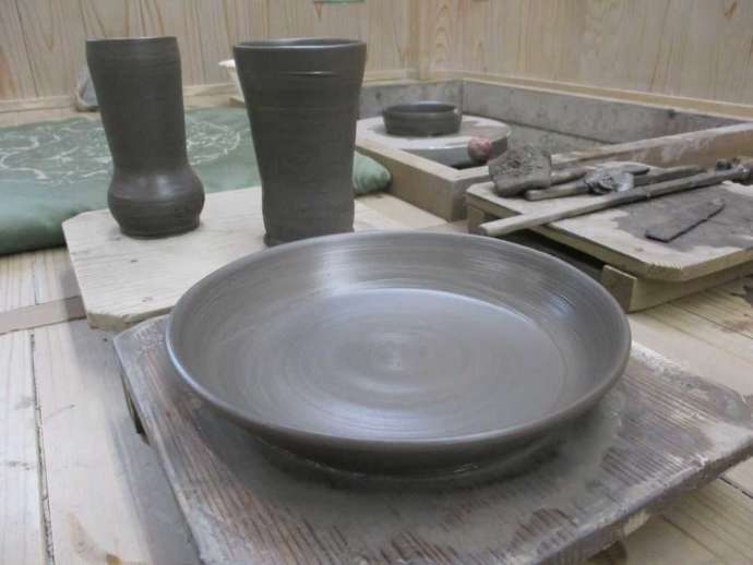 「備前焼窯元 宝山窯」での陶芸体験の完成作品(焼成前)(その2)