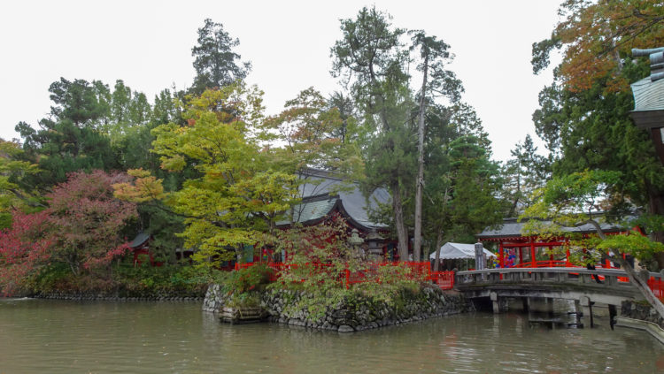 生島足島神社