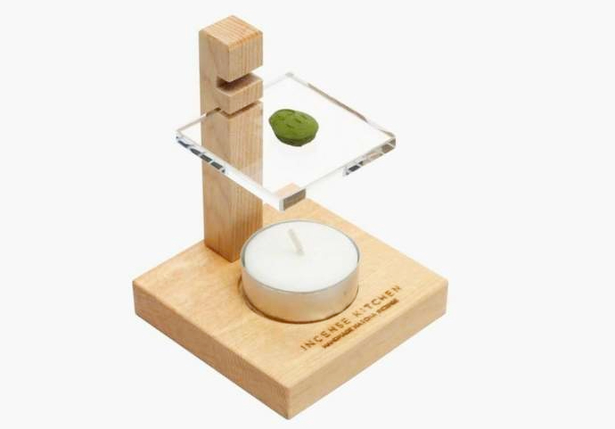 「INCENSE KITCHEN」の抹茶を使ったお香づくり体験で持ち帰れるオリジナルの専用香炉」