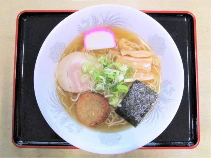 上品の郷の食事処古ばやしのサバだしラーメンの写真