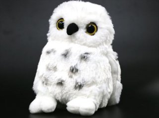 フワフワで可愛い白いフクロウのぬいぐるみ