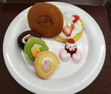オオハシの焼き印があるどら焼き盛り合わせ
