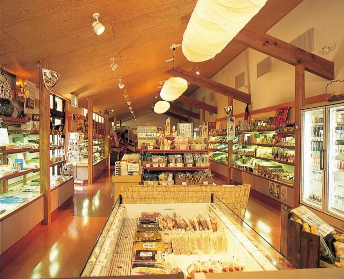 静岡県島田市にある道の駅「川根温泉」の売店