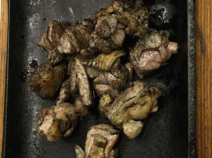 こまの宮崎地鶏の炭火焼