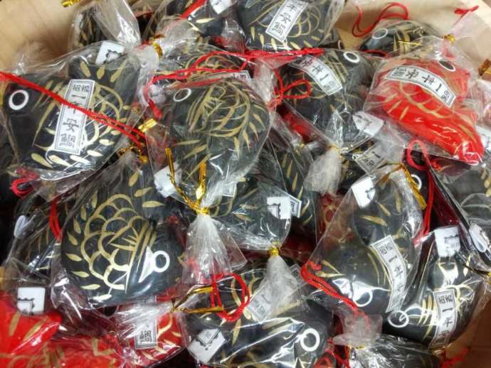 駒林神社の「鯛みくじ」