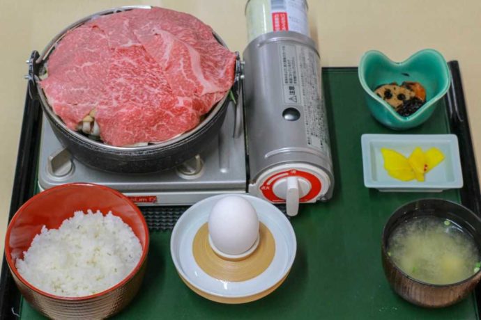 あとう和牛を使用したすき焼きセット