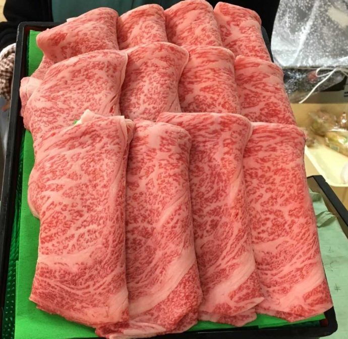 サシが入ったあとう和牛