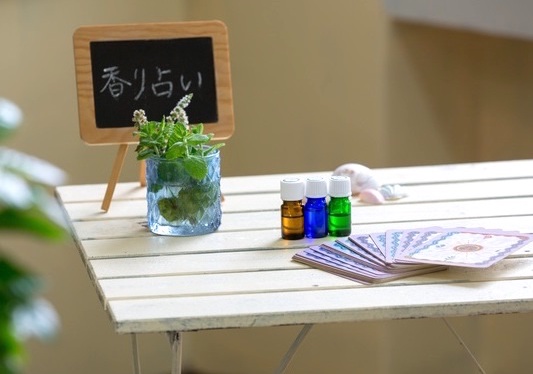 宮崎県宮崎市の「LC香りカフェ」にあるタロットカード