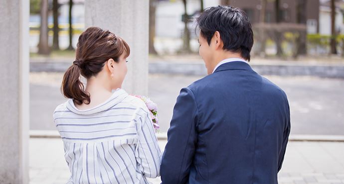 告白は「直接会って言う」が一番!手書きのラブレターの良さを感じる人も