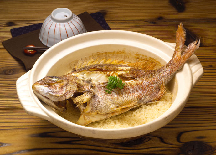 「松山鯛めし・秋嘉(あか)」の「中予の鯛めし」