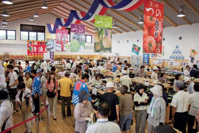 道の駅つのの物産館の様子
