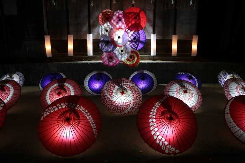 福岡県福岡市にある紅葉八幡宮のもみじ祭りの様子