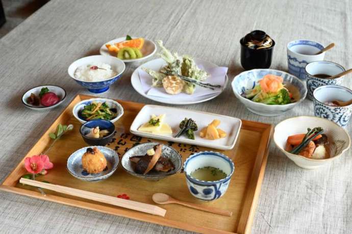 2,800円コースの料理写真