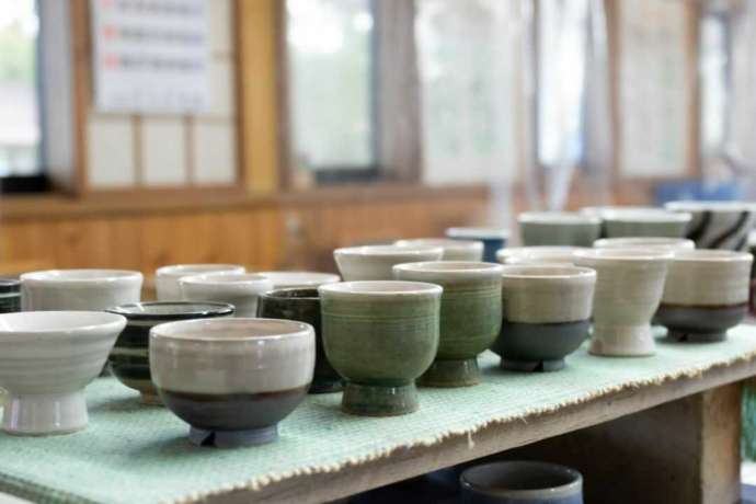 完成した陶芸体験の作品たちの写真