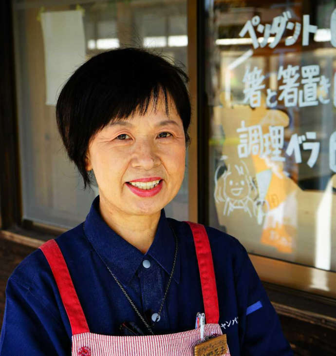 「おおのキャンパス」で木工体験の講師をされている方
