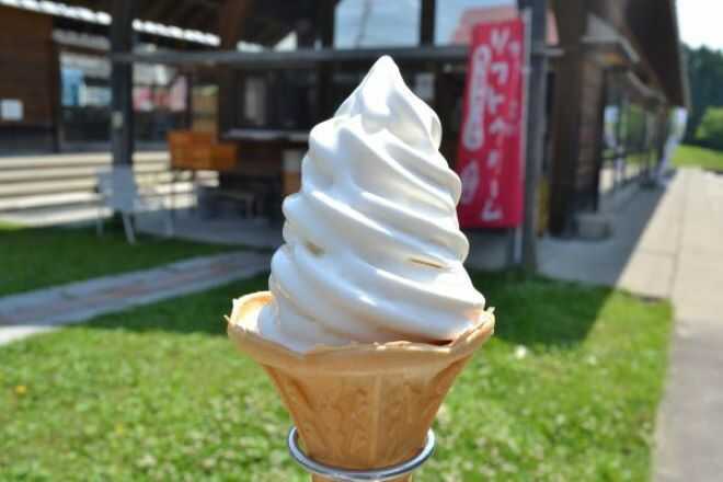 「おおのキャンパス」の産直売店で販売されるソフトクリーム