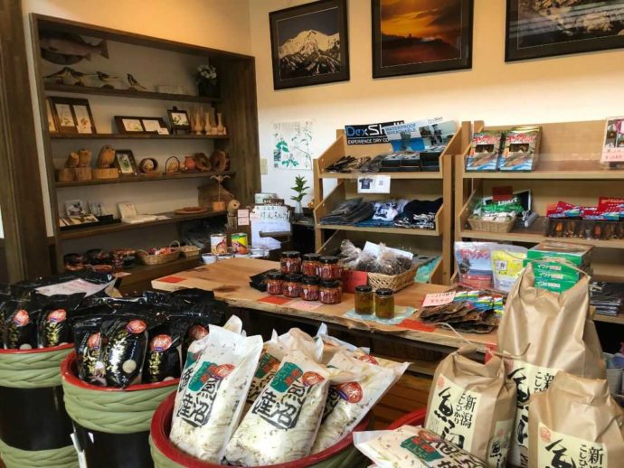 銀山平温泉 奥只見山荘の売店