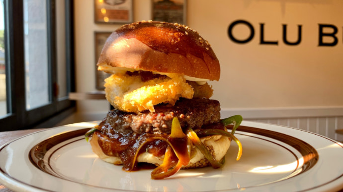 olu_burger_kyotoの蓮根フライと九条葱バーガー