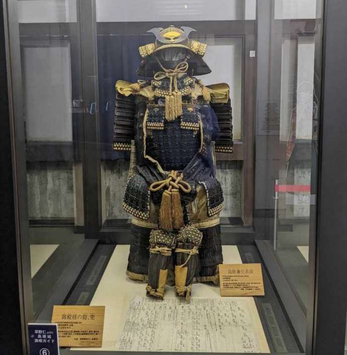 長崎県島原市にある島原城の展示「殿様の甲冑」