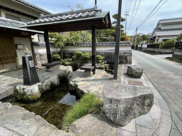 鯉の泳ぐまちの町並み