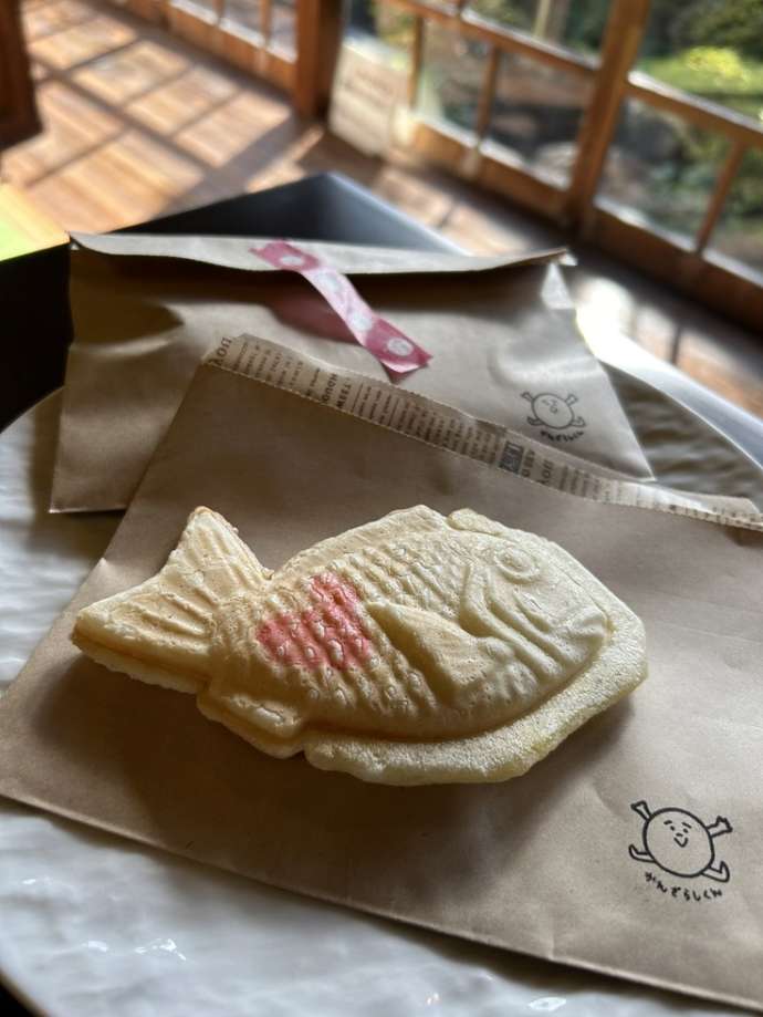 Koiカフェゆうすい館のkoi焼き