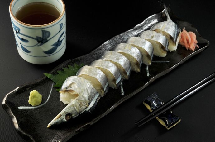 新宮の名物「さんま寿司」
