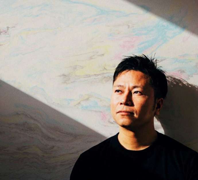 「JAPANESE BRUSH DESIGN WORKS Kaku」代表で書家の角谷さん近影