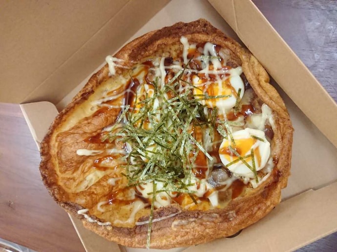 シンカフェの照り焼きダッチベイビーピザ