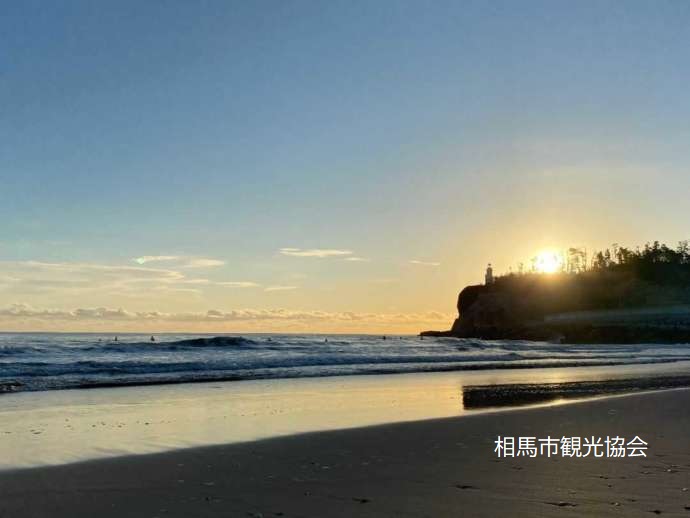 カゲスカ海岸と朝日