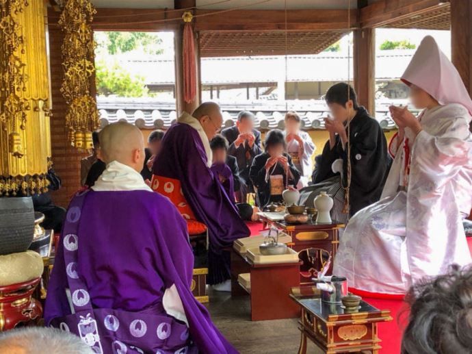 當麻寺の仏前結婚式