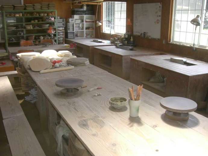 陶工房たまどろの工房内観
