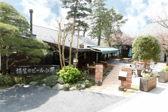 東京都福生市にある福生のビール小屋の外観