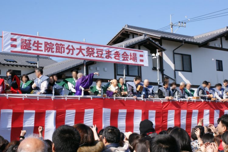 誕生院を訪れた際の見どころはどこですか?
